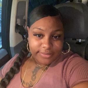 Meet your Posher, Shaneqwa